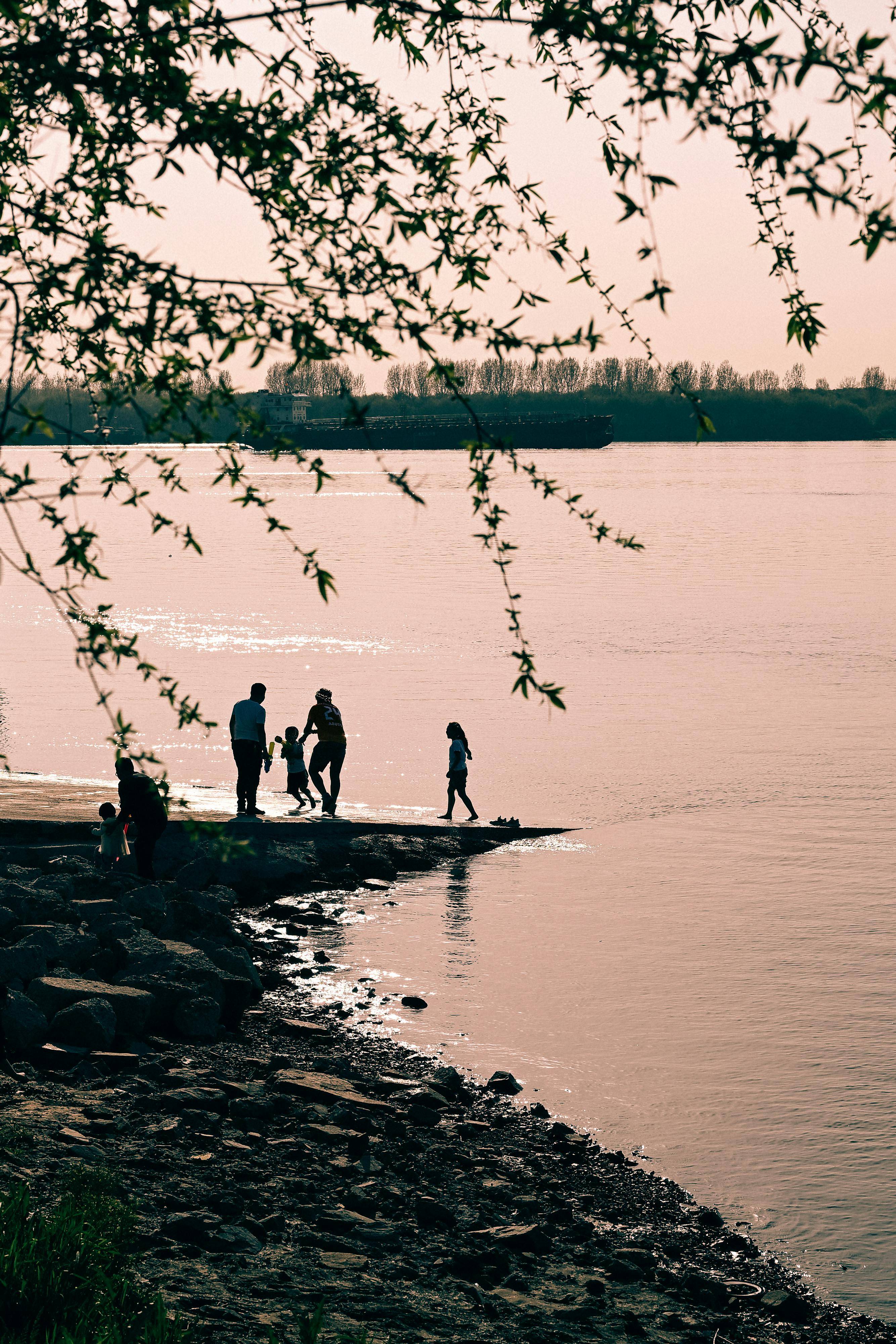 片仔癀化妆品推出高端洗护系列以中式成分+