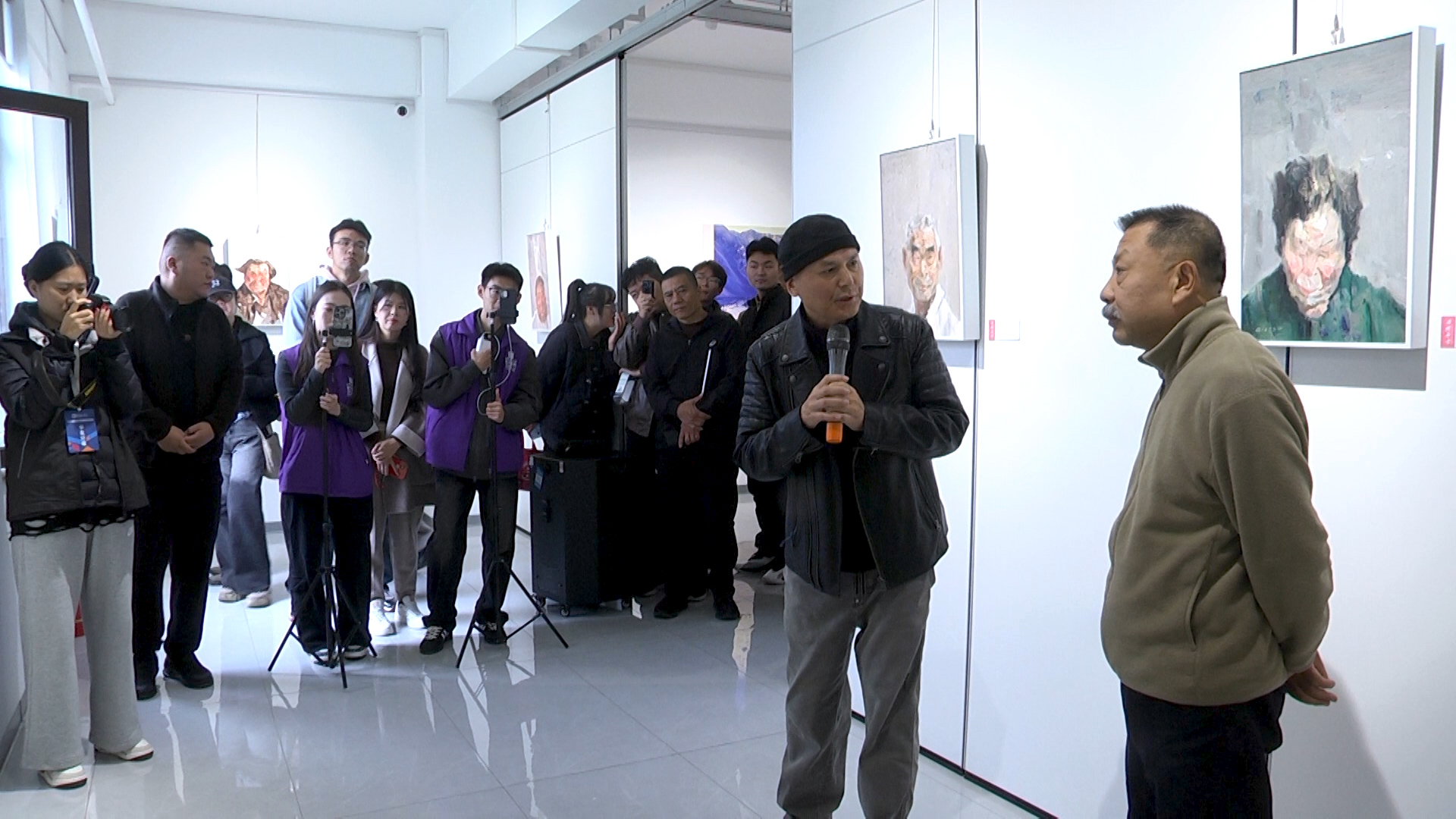 “时代面容——齐增东油画人物作品展”在迎